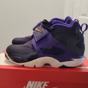 Nike Black and Purple Athletic Shoes